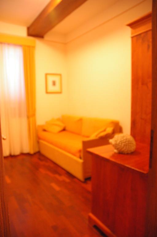 Hotel Rutiliano ピエンツァ 部屋 写真